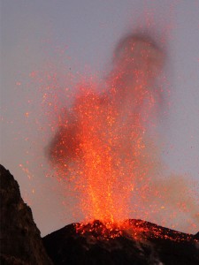 The quasi-active Stromboli