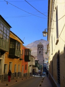 Colonial Towns Extension – The same street the other way round, with the Cerro Rico in the background